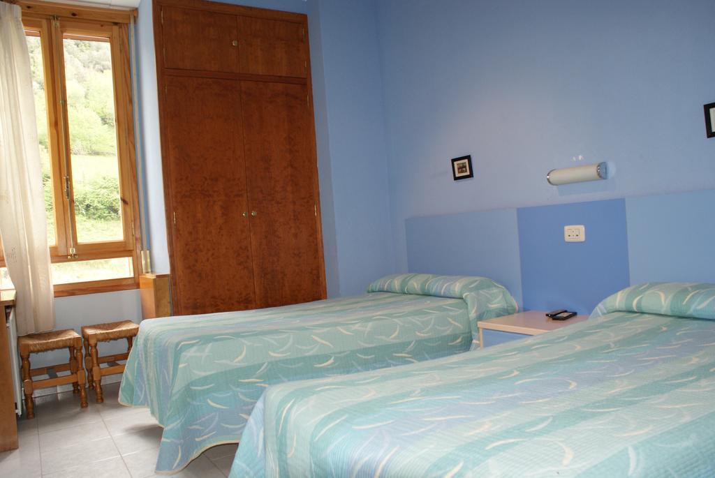 Hostal Los Valles Bielsa Eksteriør billede